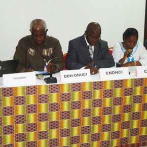Atelier d’élaboration de la stratégie de protection des Défenseurs des Droits de l’Homme Atelier d’élaboration de la stratégie de protection des Défenseurs des Droits de l’Homme