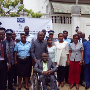 PROJET D’APPUI À LA PROMOTION ET À LA PROTECTION DES DÉFENSEURS DES DROITS DE L’HOMME EN CÔTE D’IVOIRE PROJET D’APPUI À LA PROMOTION ET À LA PROTECTION DES DÉFENSEURS DES DROITS DE L’HOMME EN CÔTE D’IVOIRE